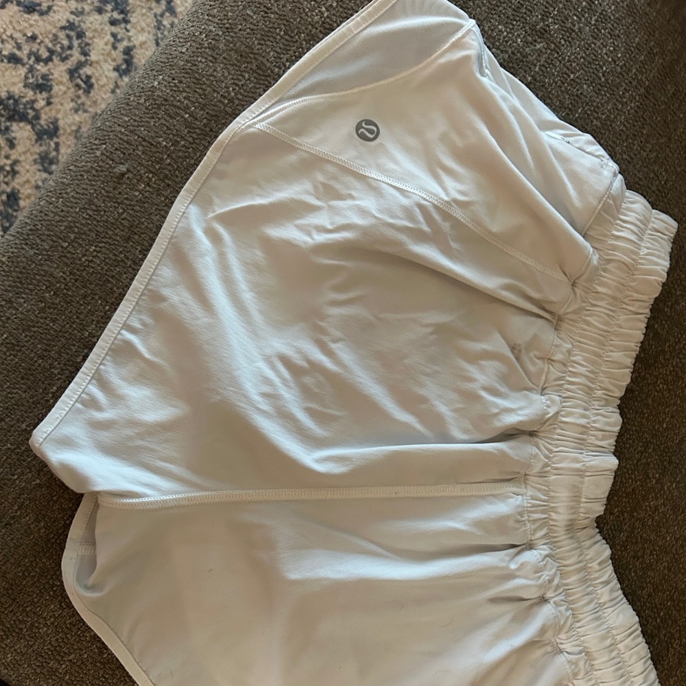 Lululemon hottie, hot white shorts